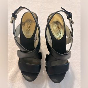 Michael Kors Bennett Wedge Black Leather sz 6.5 medium